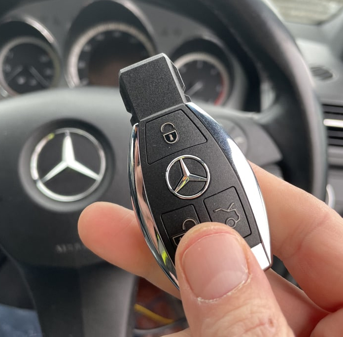 Mercedes Benz Car Key Replacement